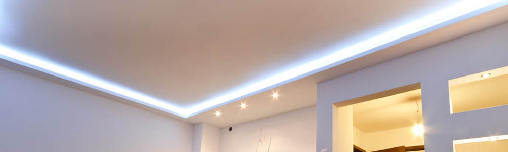 Installation plafonnier LED